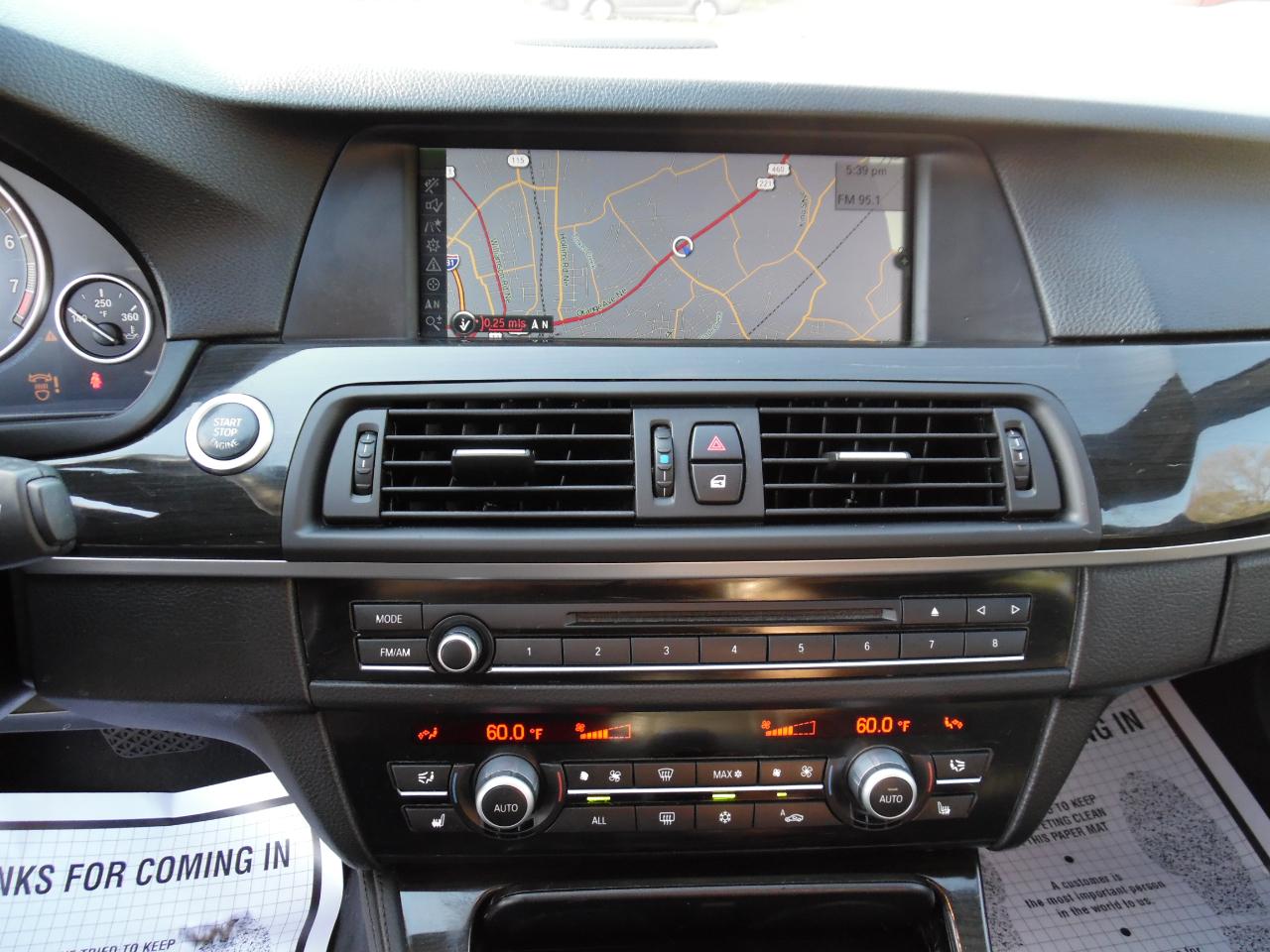 BMW 5 Series 4dr Sdn 550i xDrive AWD 2012