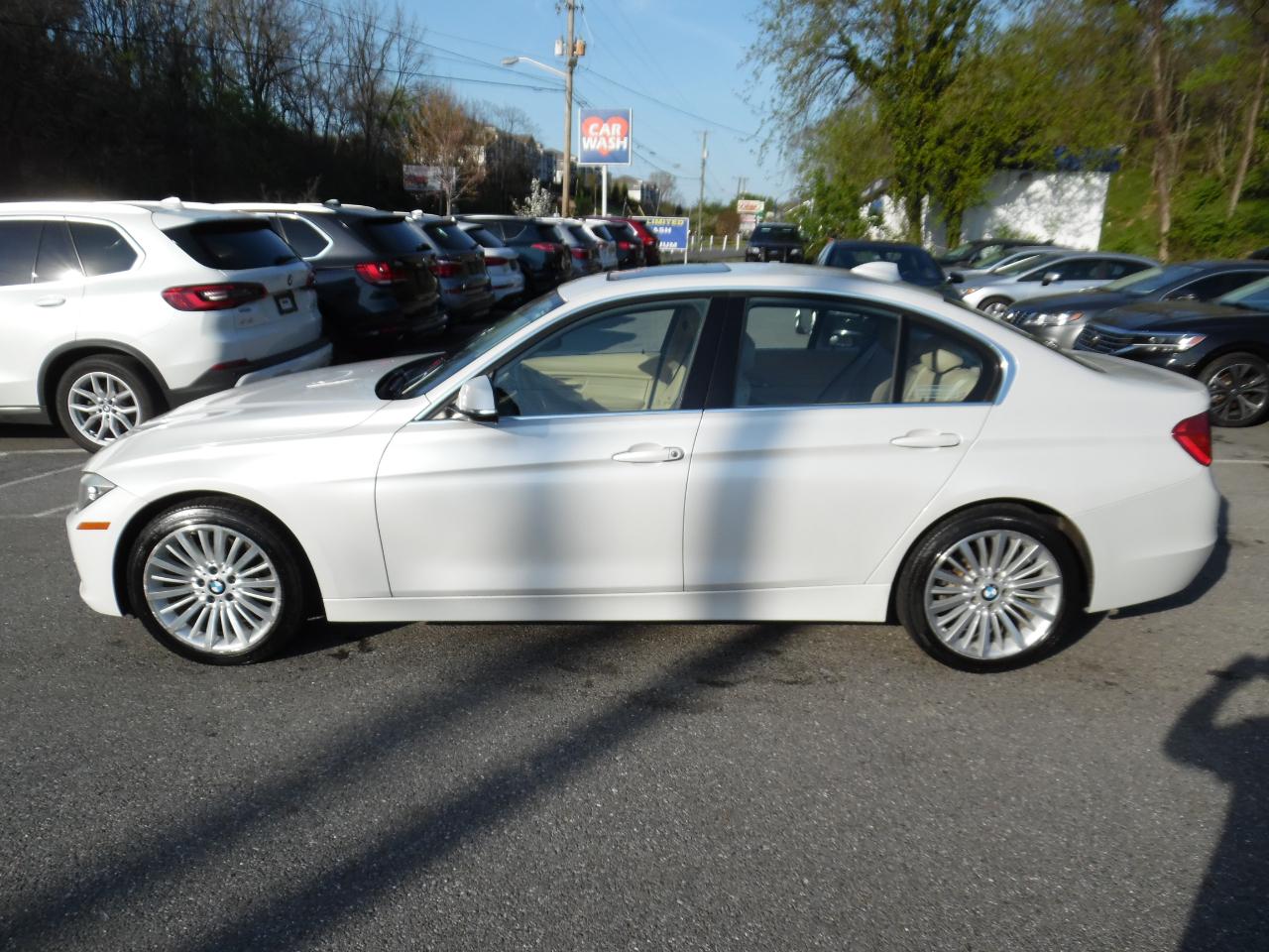 BMW 3 Series 4dr Sdn 328i RWD SULEV 2015