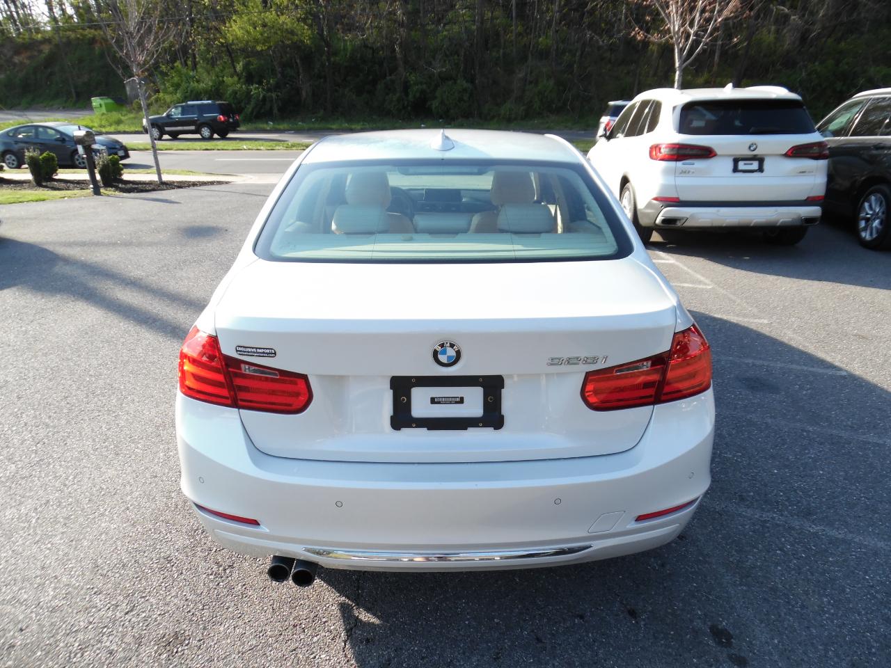 BMW 3 Series 4dr Sdn 328i RWD SULEV 2015