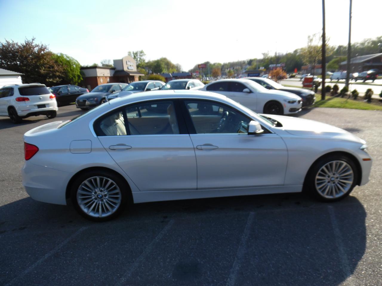 BMW 3 Series 4dr Sdn 328i RWD SULEV 2015