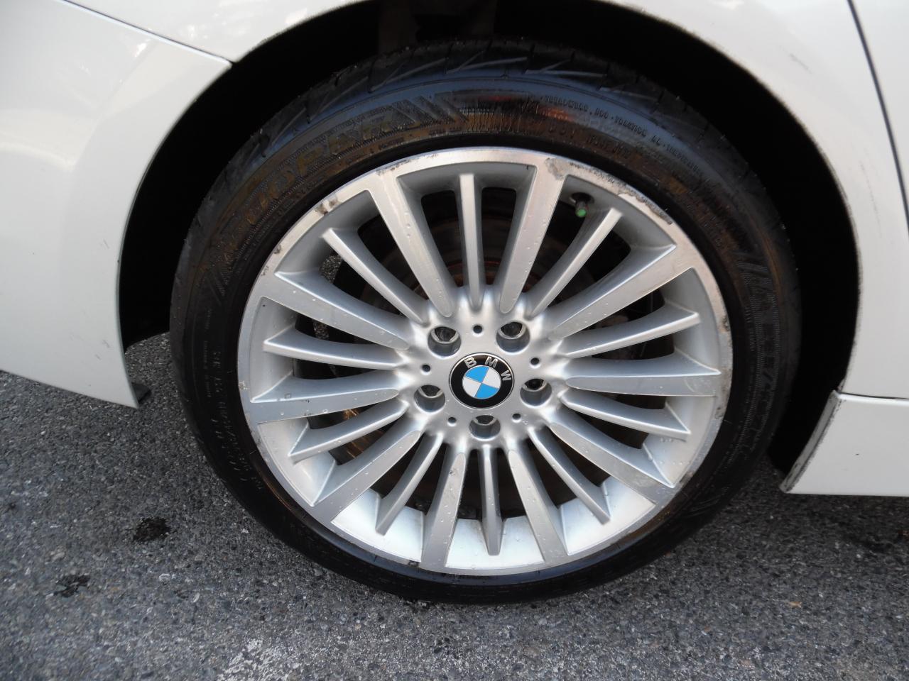 BMW 3 Series 4dr Sdn 328i RWD SULEV 2015