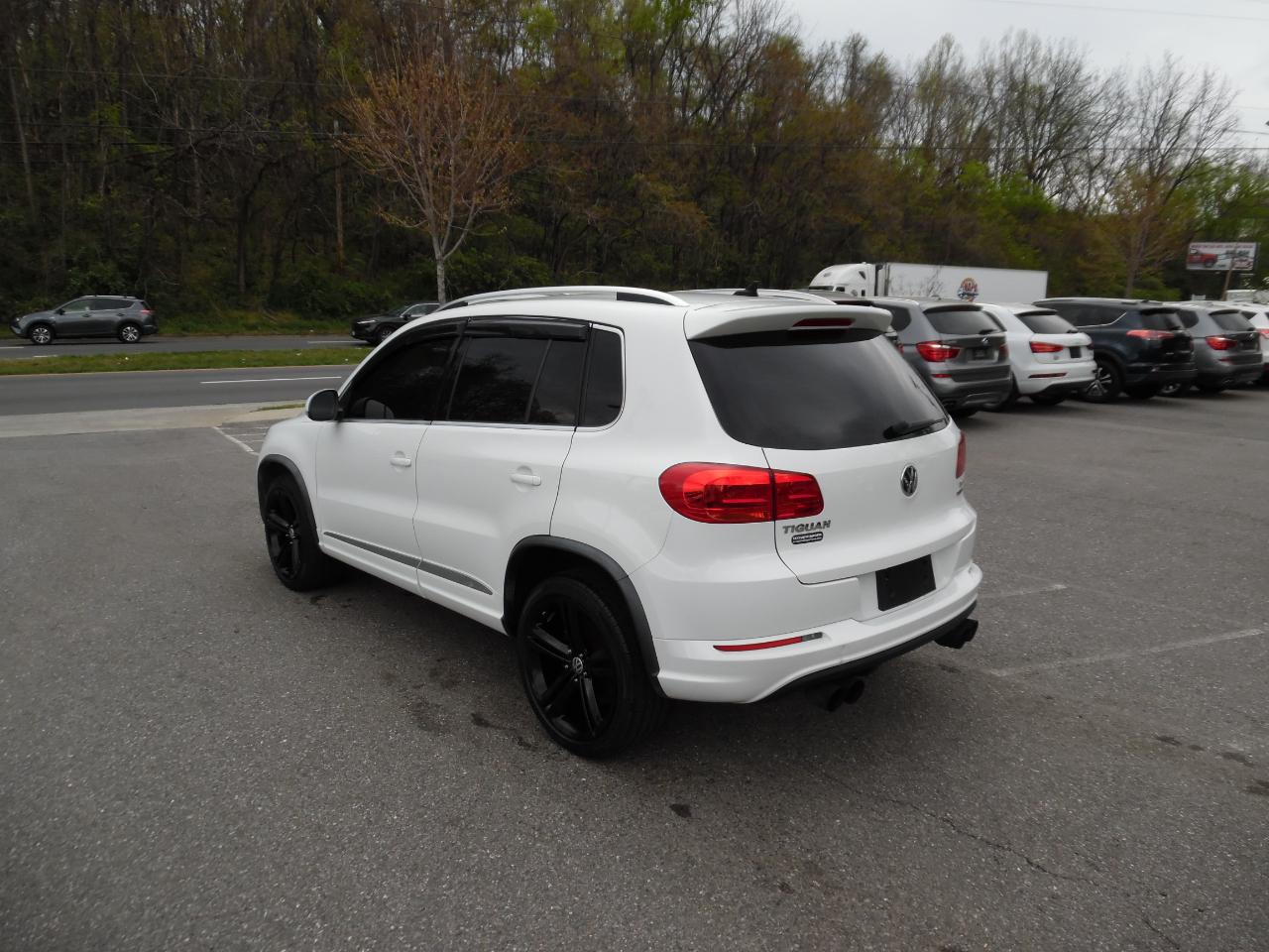 Volkswagen Tiguan 4MOTION 4dr Auto R-Line 2016