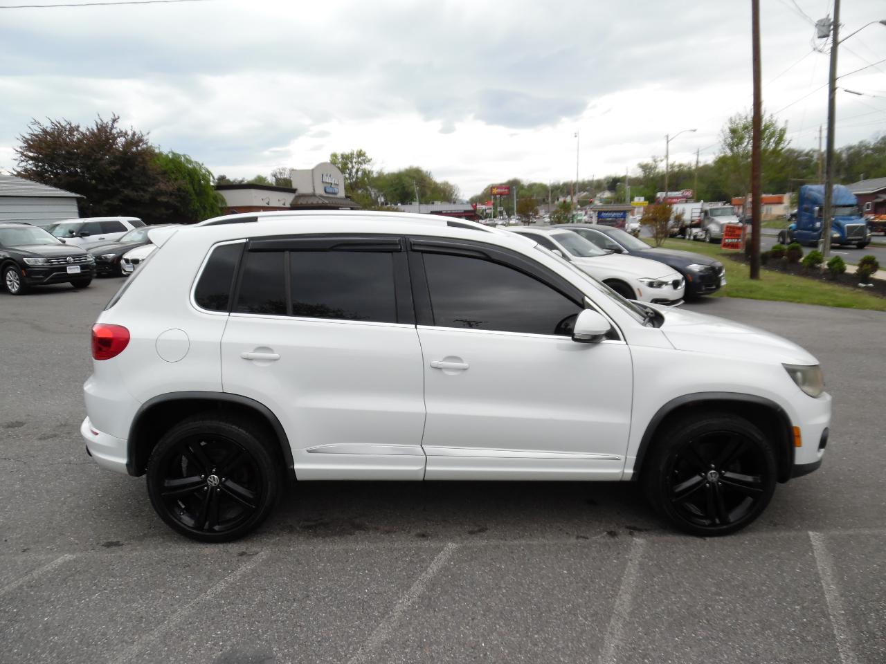 Volkswagen Tiguan 4MOTION 4dr Auto R-Line 2016