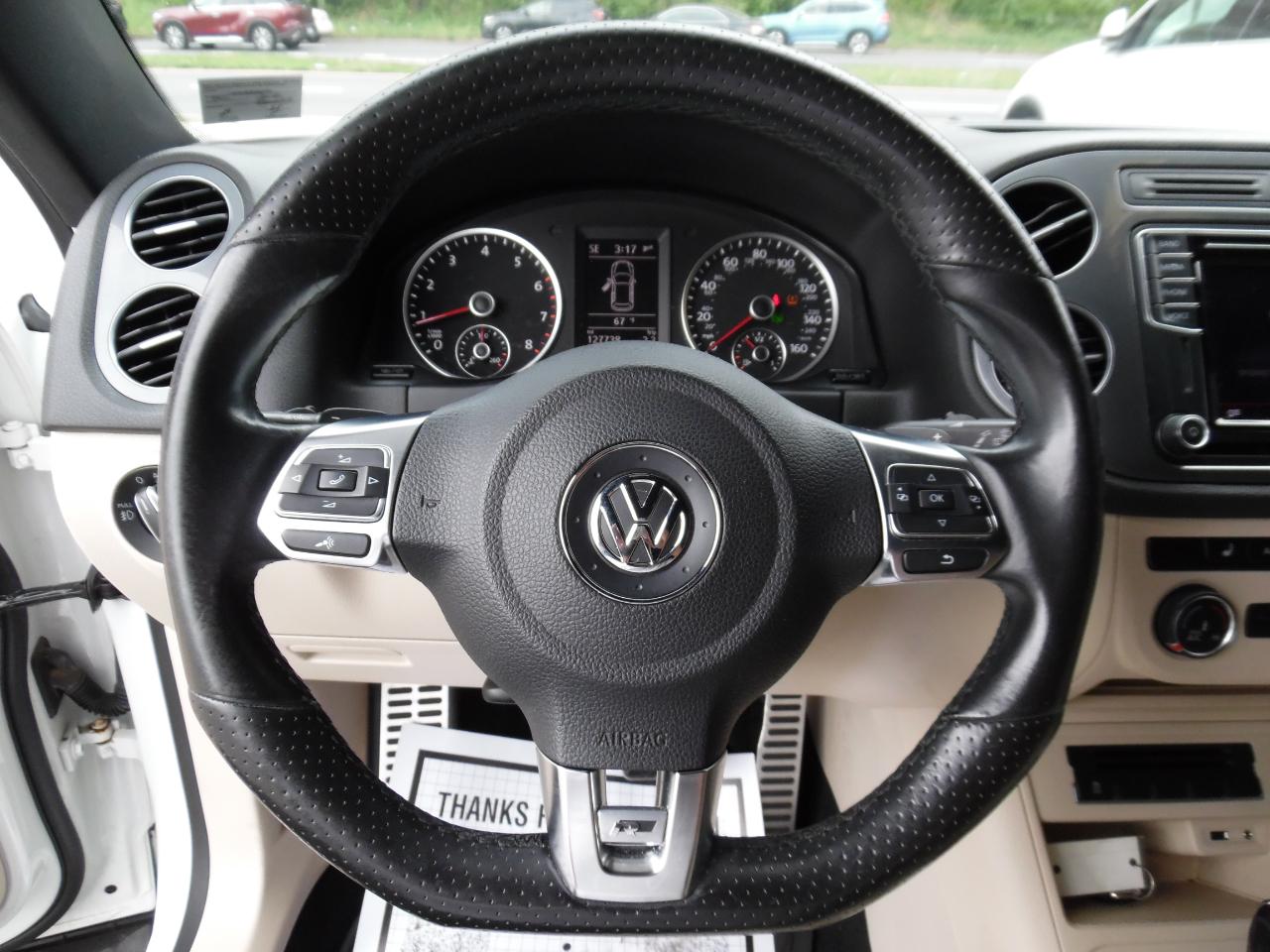 Volkswagen Tiguan 4MOTION 4dr Auto R-Line 2016