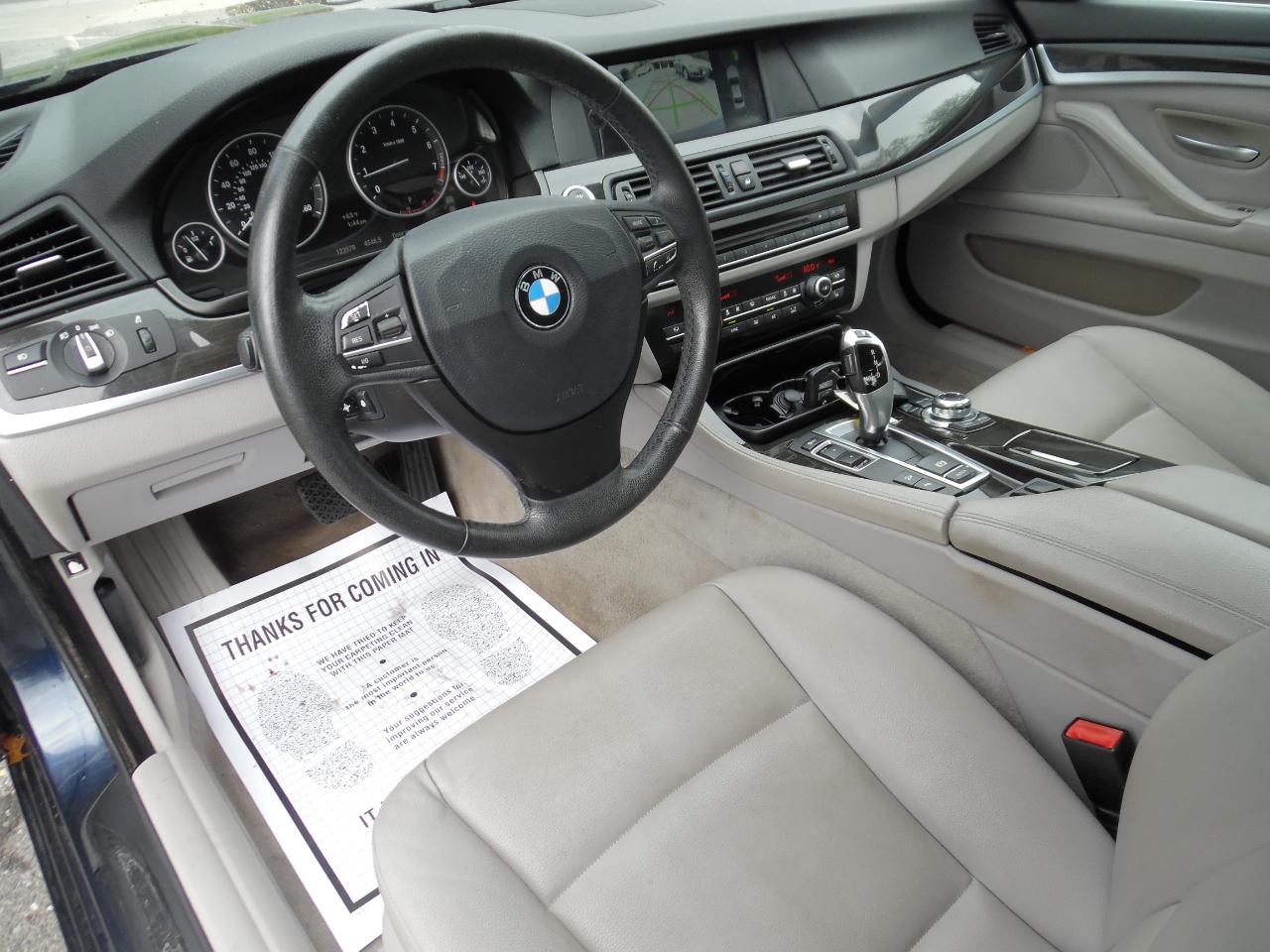 BMW 5 Series 4dr Sdn 528i xDrive AWD 2012