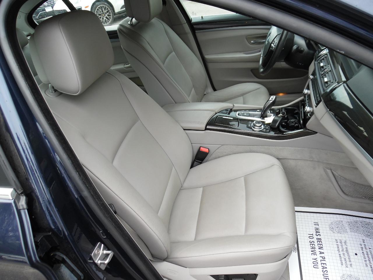 BMW 5 Series 4dr Sdn 528i xDrive AWD 2012