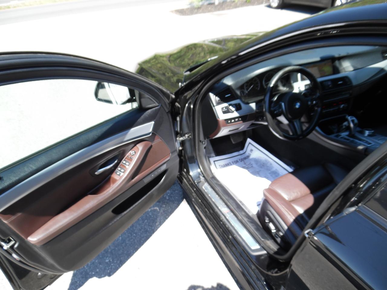 BMW 5 Series 4dr Sdn 535i xDrive AWD 2015