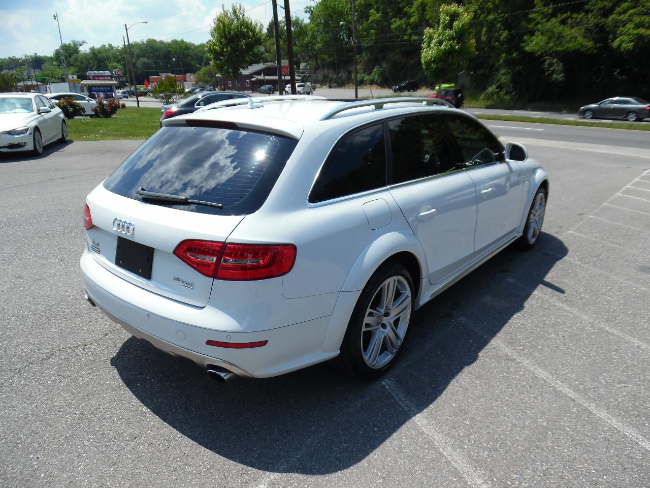 Audi allroad 4dr Wgn Premium Plus 2013