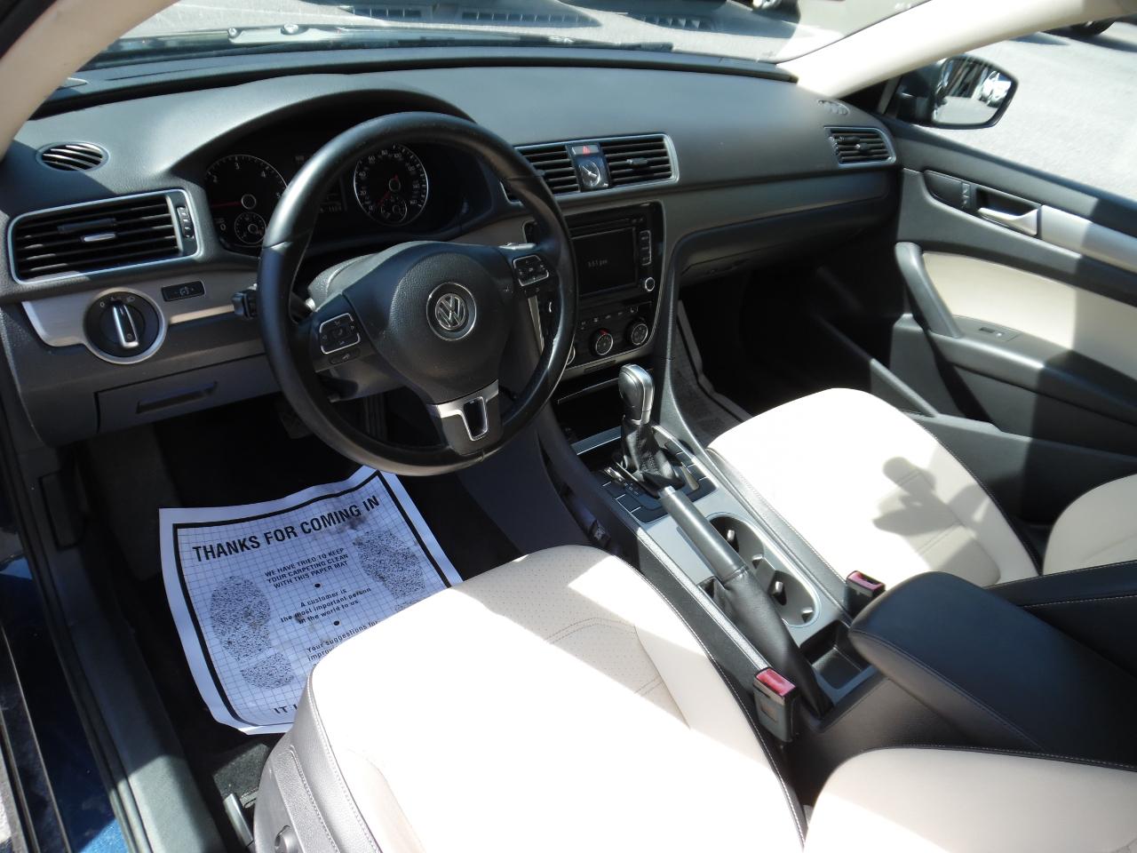 Volkswagen Passat 4dr Sdn 2.0L DSG TDI SE w/Sunroof 2015