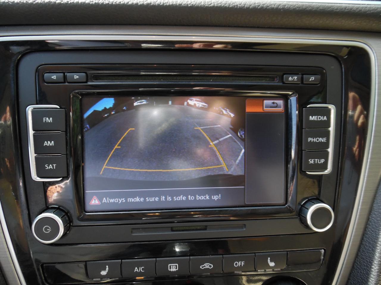 Volkswagen Passat 4dr Sdn 2.0L DSG TDI SE w/Sunroof 2015
