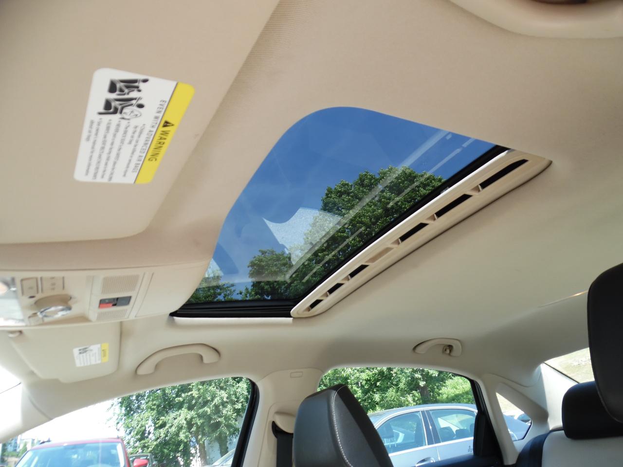 Volkswagen Passat 4dr Sdn 2.0L DSG TDI SE w/Sunroof 2015