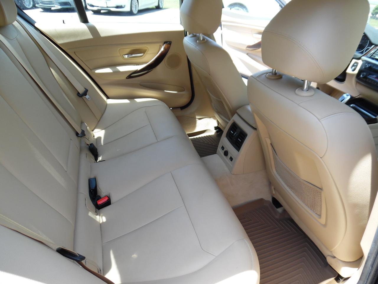 BMW 3 Series 4dr Sdn 335i RWD 2015