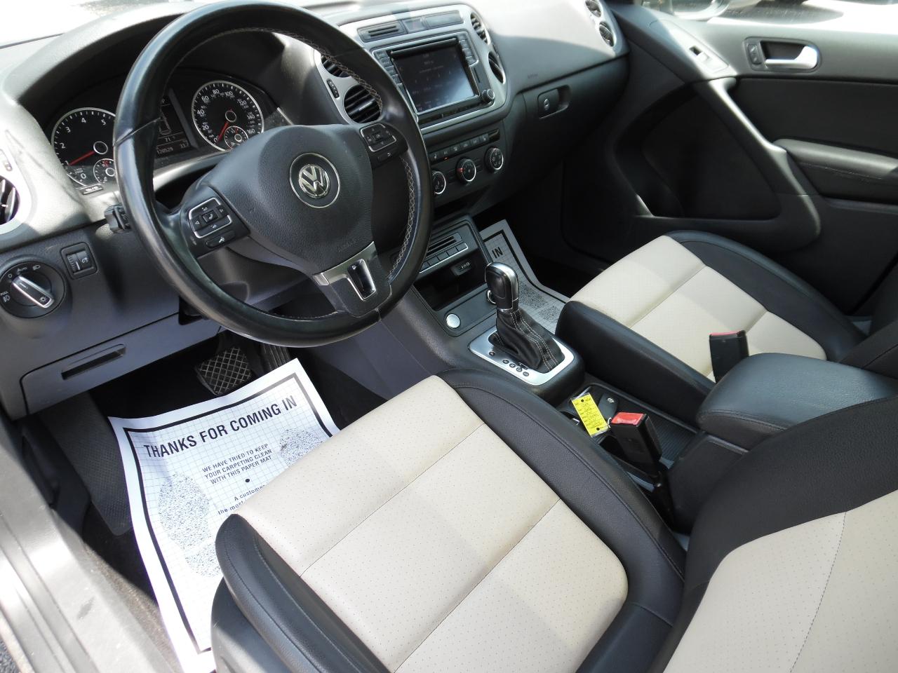 Volkswagen Tiguan 2WD 4dr Auto SE w/Sunroof & Nav *Ltd Avail* 2016