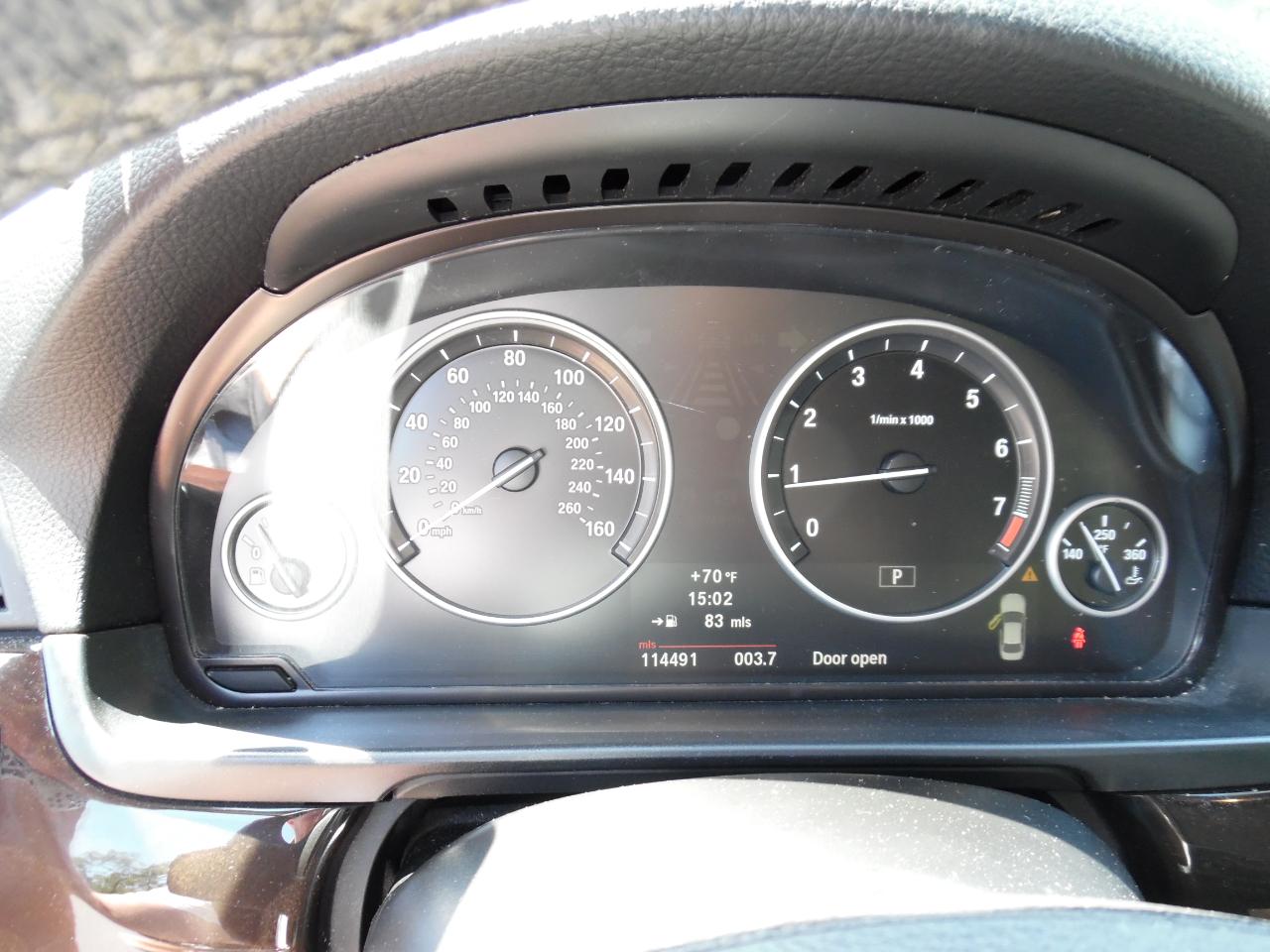 BMW 5 Series 4dr Sdn 528i xDrive AWD 2012