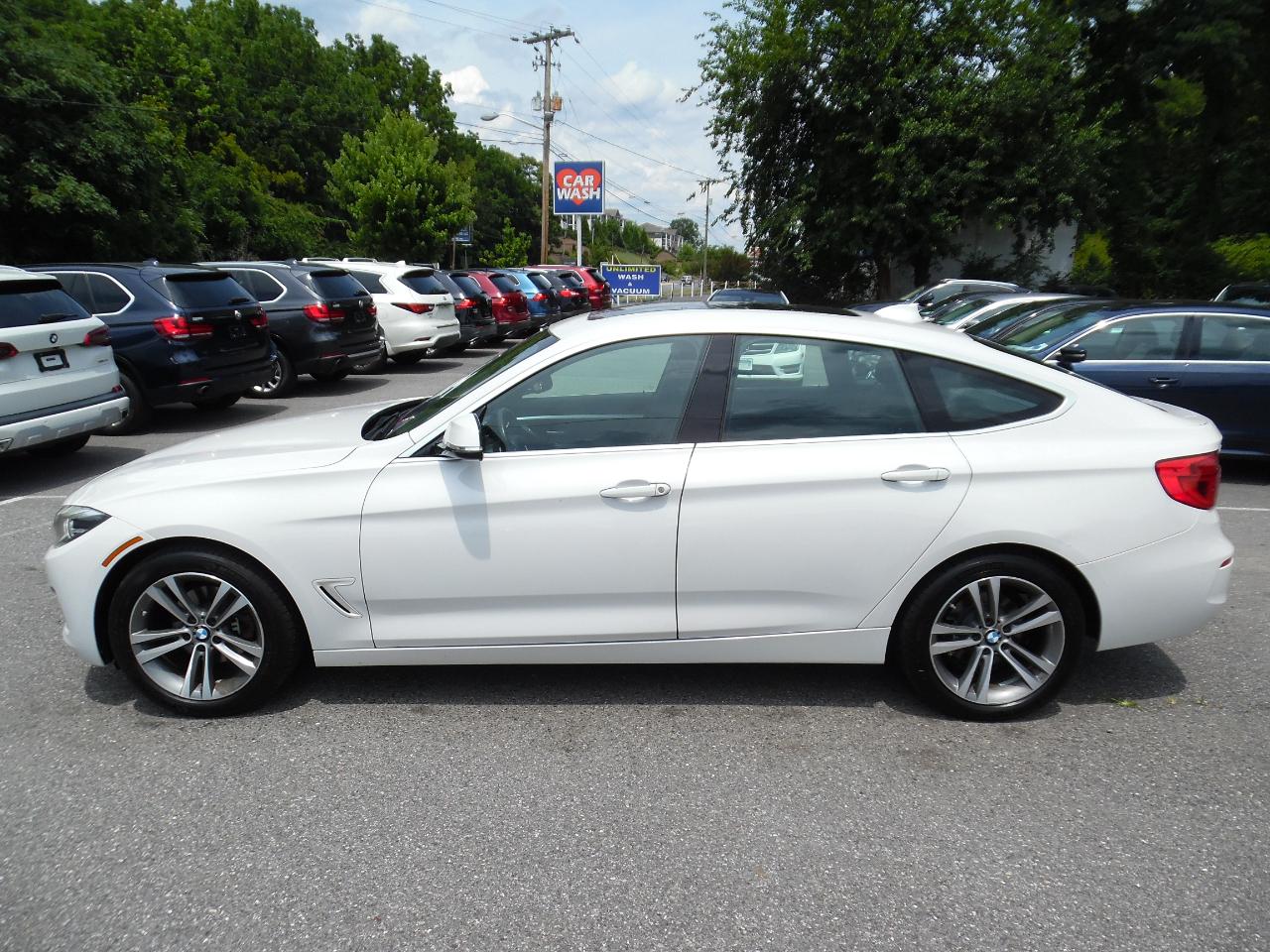 BMW 3 Series 330i xDrive Gran Turismo 2017