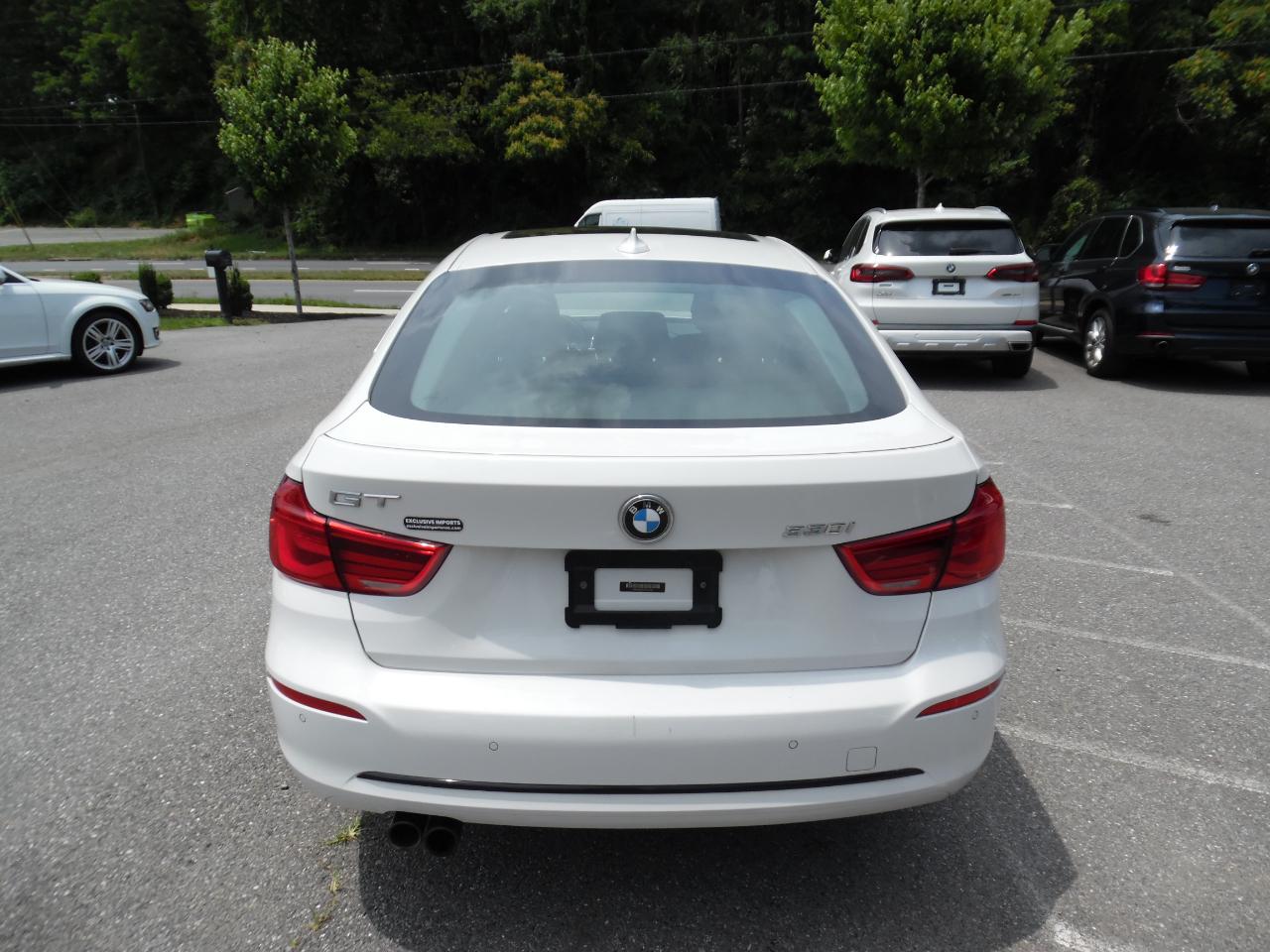 BMW 3 Series 330i xDrive Gran Turismo 2017