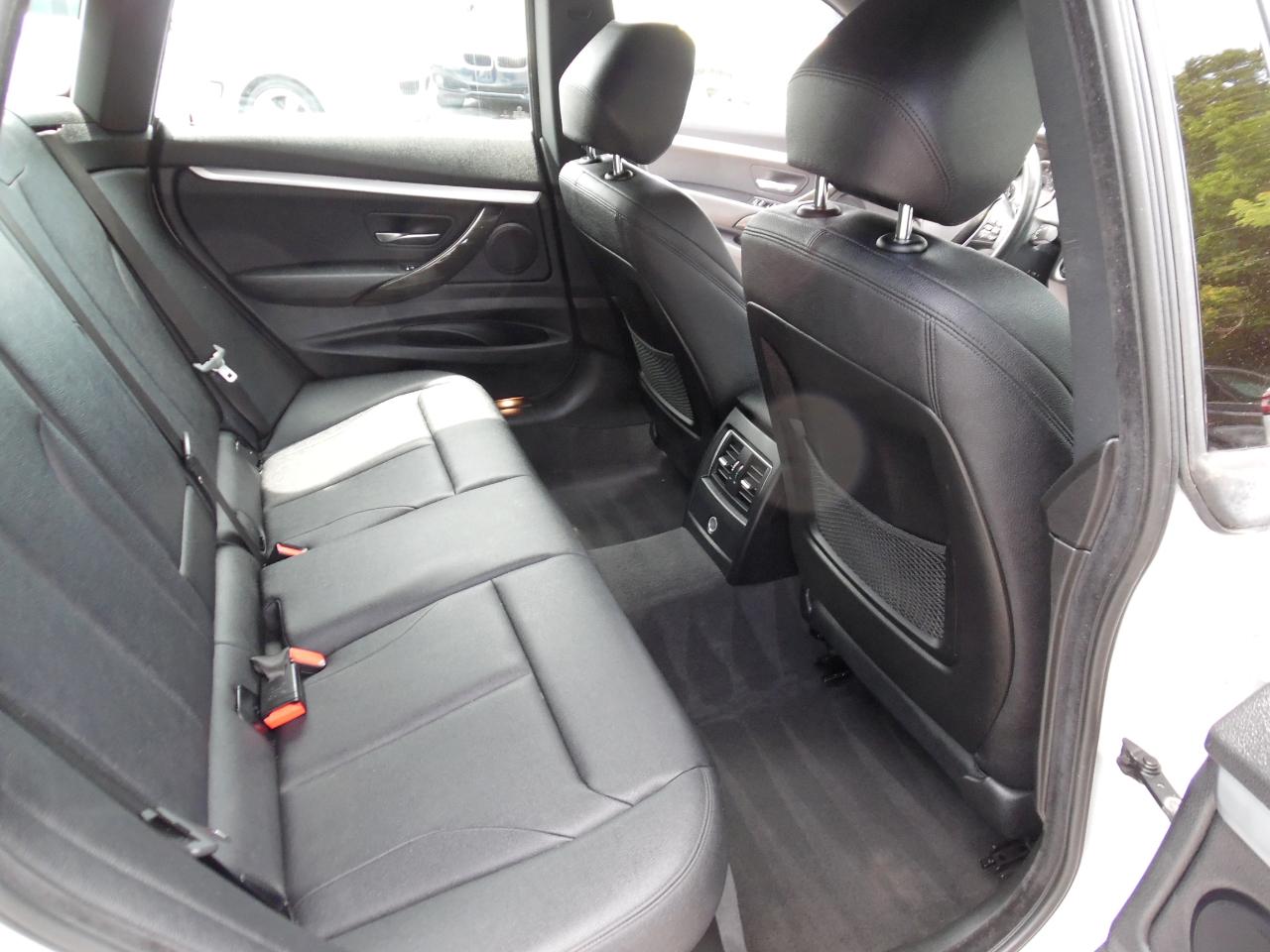 BMW 3 Series 330i xDrive Gran Turismo 2017