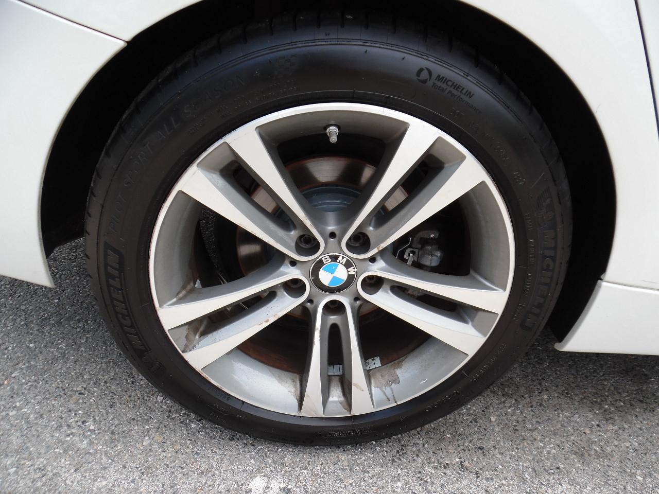 BMW 3 Series 330i xDrive Gran Turismo 2017