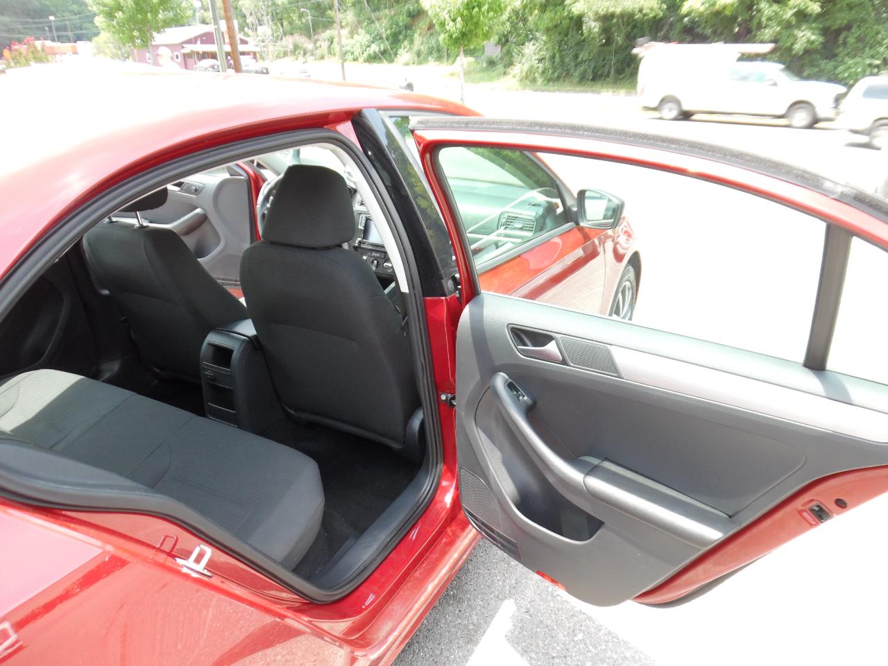 Volkswagen Jetta Sedan 4dr Man 1.4T SE 2016