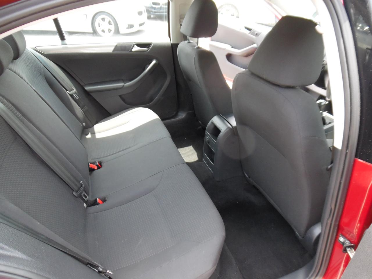Volkswagen Jetta Sedan 4dr Man 1.4T SE 2016