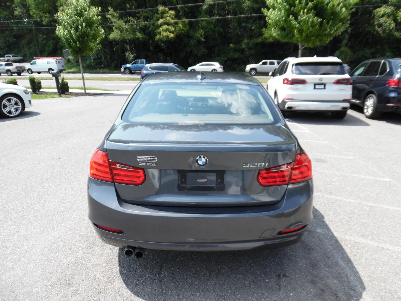 BMW 3 Series 4dr Sdn 328i xDrive AWD SULEV 2014