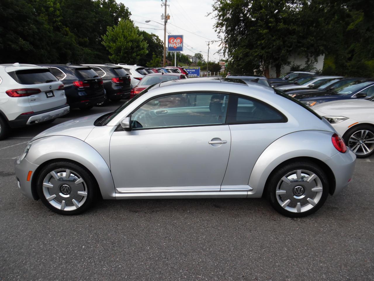 Volkswagen Beetle 2dr Cpe Auto 2.5L 2012