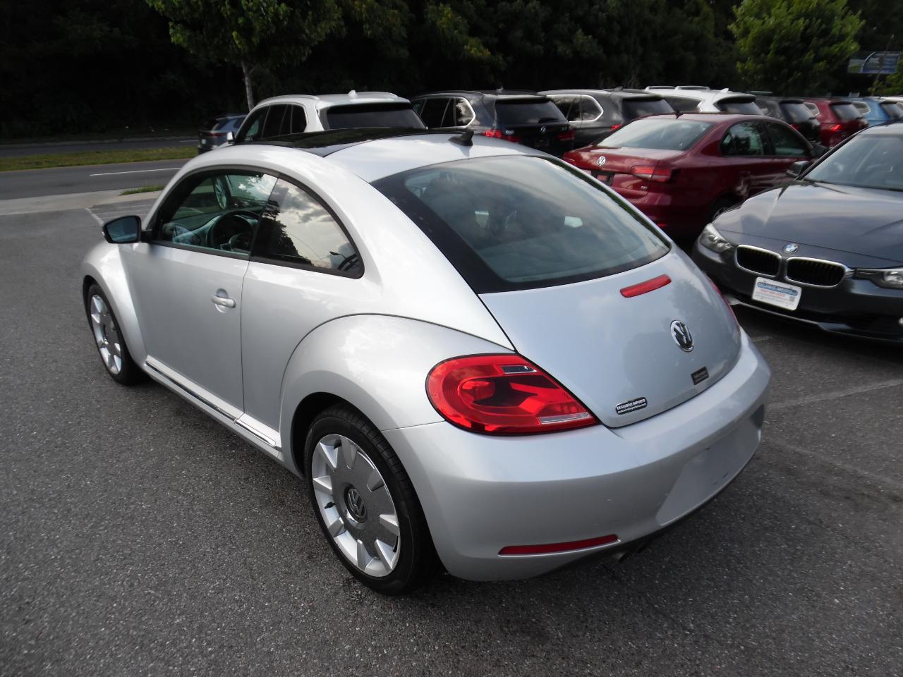 Volkswagen Beetle 2dr Cpe Auto 2.5L 2012