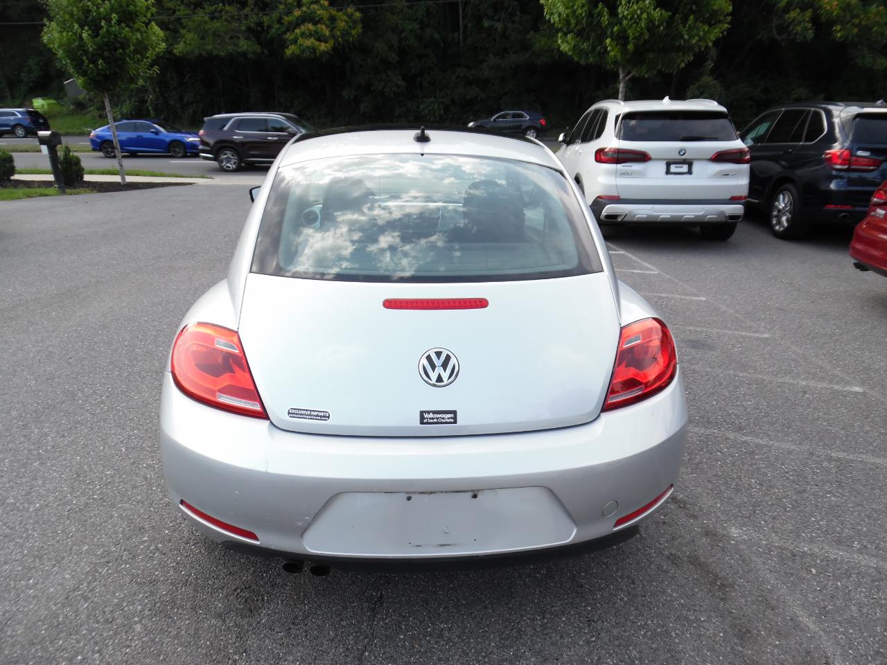 Volkswagen Beetle 2dr Cpe Auto 2.5L 2012