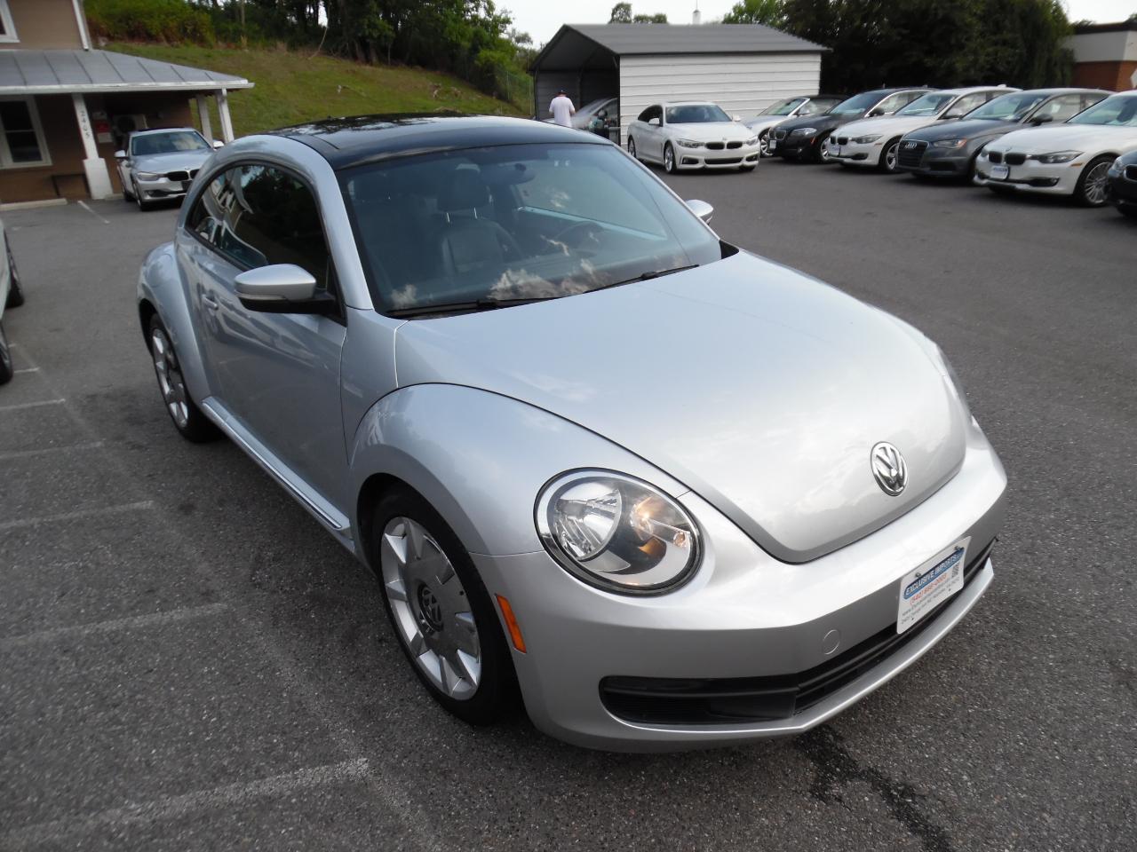 Volkswagen Beetle 2dr Cpe Auto 2.5L 2012