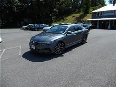 2019 Volkswagen Passat 