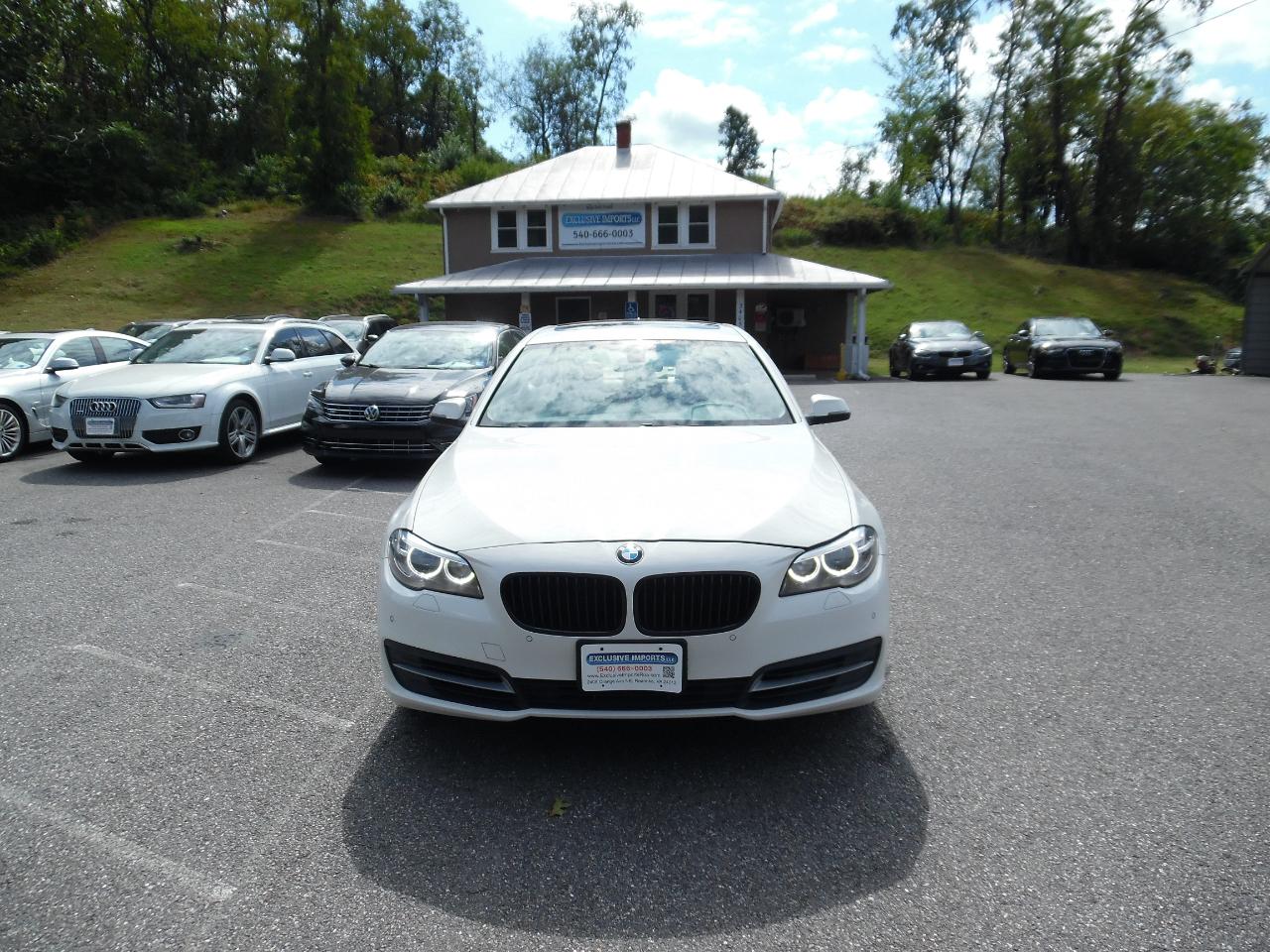 BMW 528i photo 8