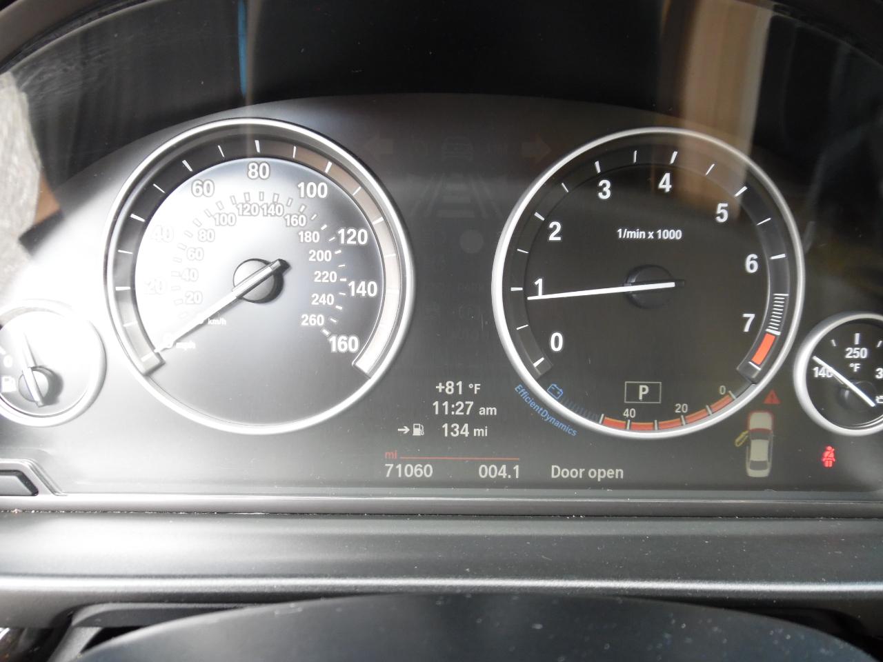 BMW 528i photo 13