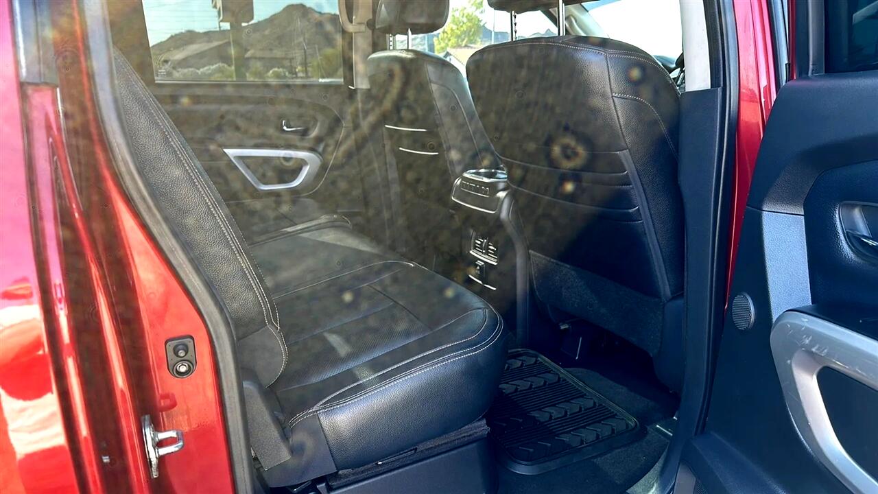 Nissan Titan XD  2018 Nissan Titan XD  2018