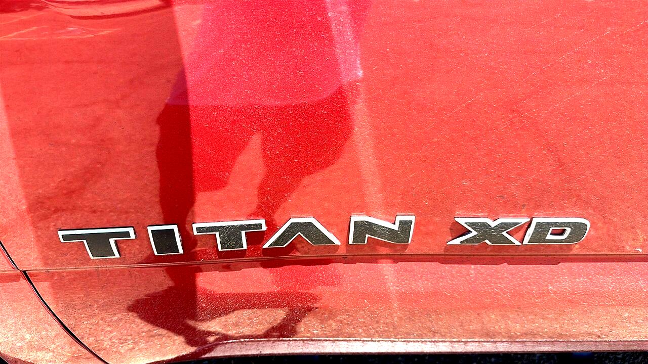Nissan Titan XD  2018 Nissan Titan XD  2018