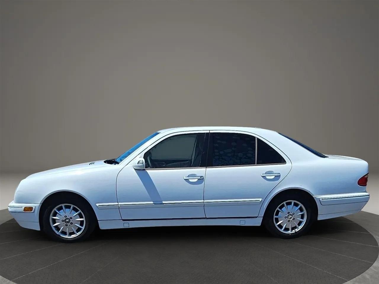 Mercedes-Benz E-Class E320 2001