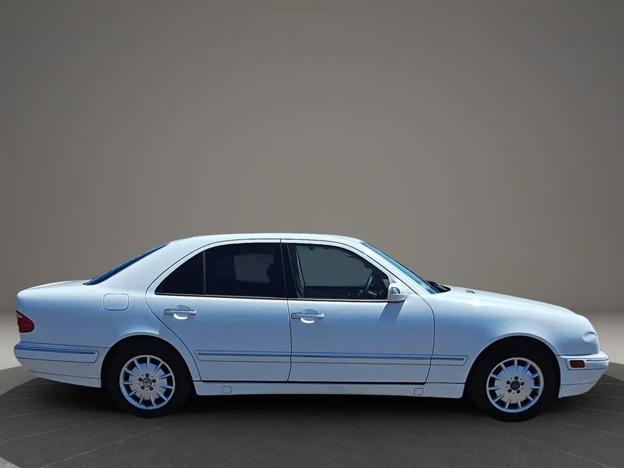 Mercedes-Benz E-Class E320 2001