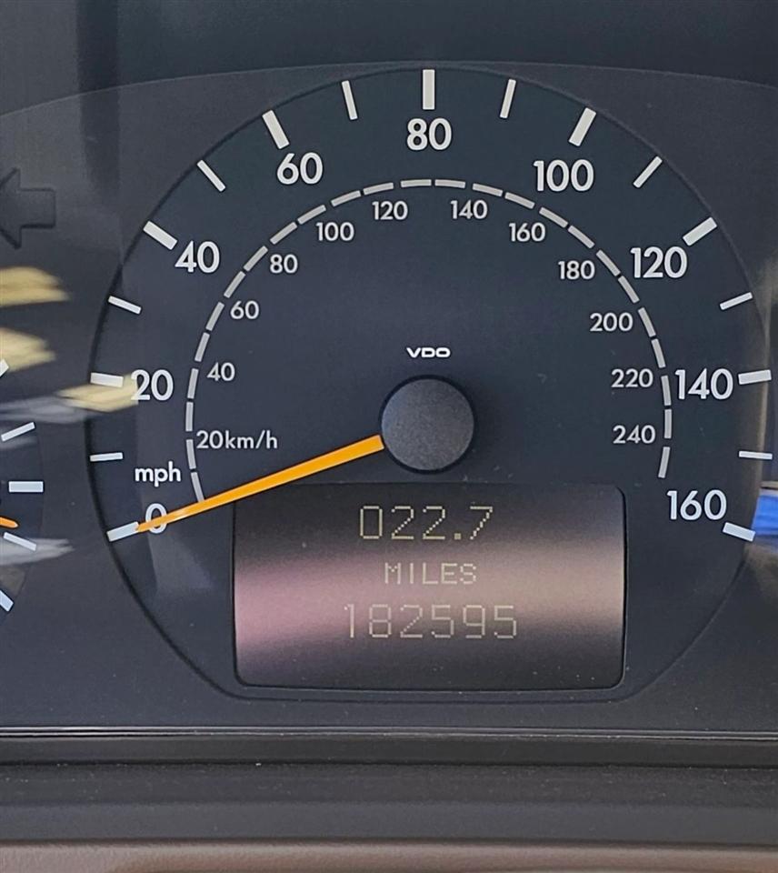 Mercedes-Benz E-Class E320 2001