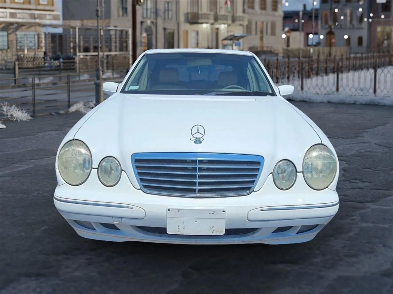 Mercedes-Benz E-Class E320 2001