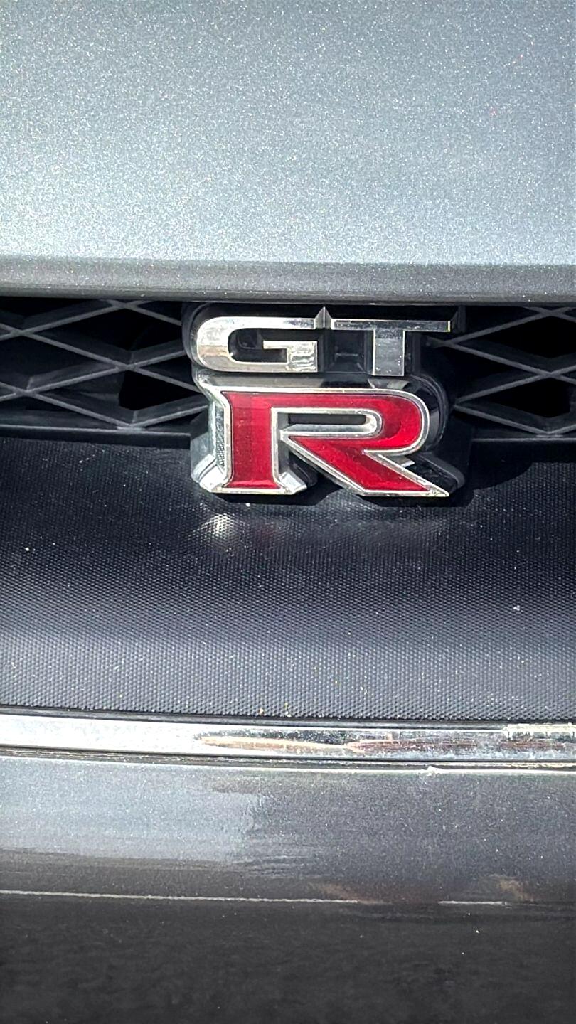 Nissan GT-R  2012 Nissan GT-R  2012