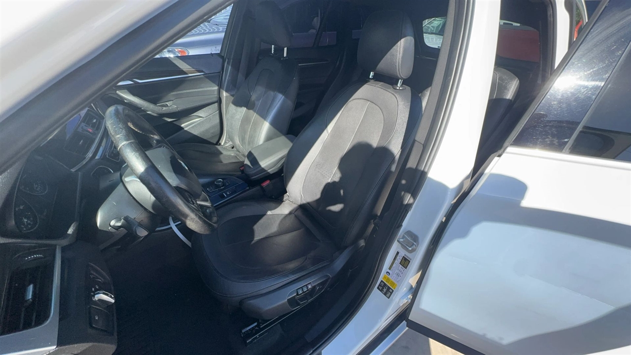 BMW X1  2016 BMW X1  2016