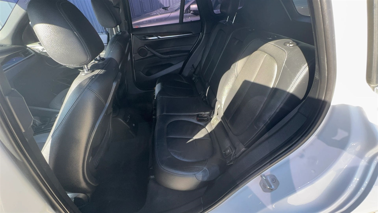 BMW X1  2016 BMW X1  2016