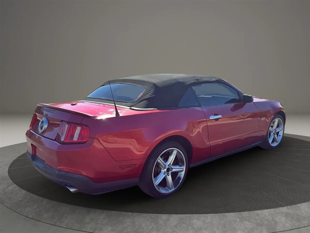 Ford Mustang  2010 Ford Mustang  2010