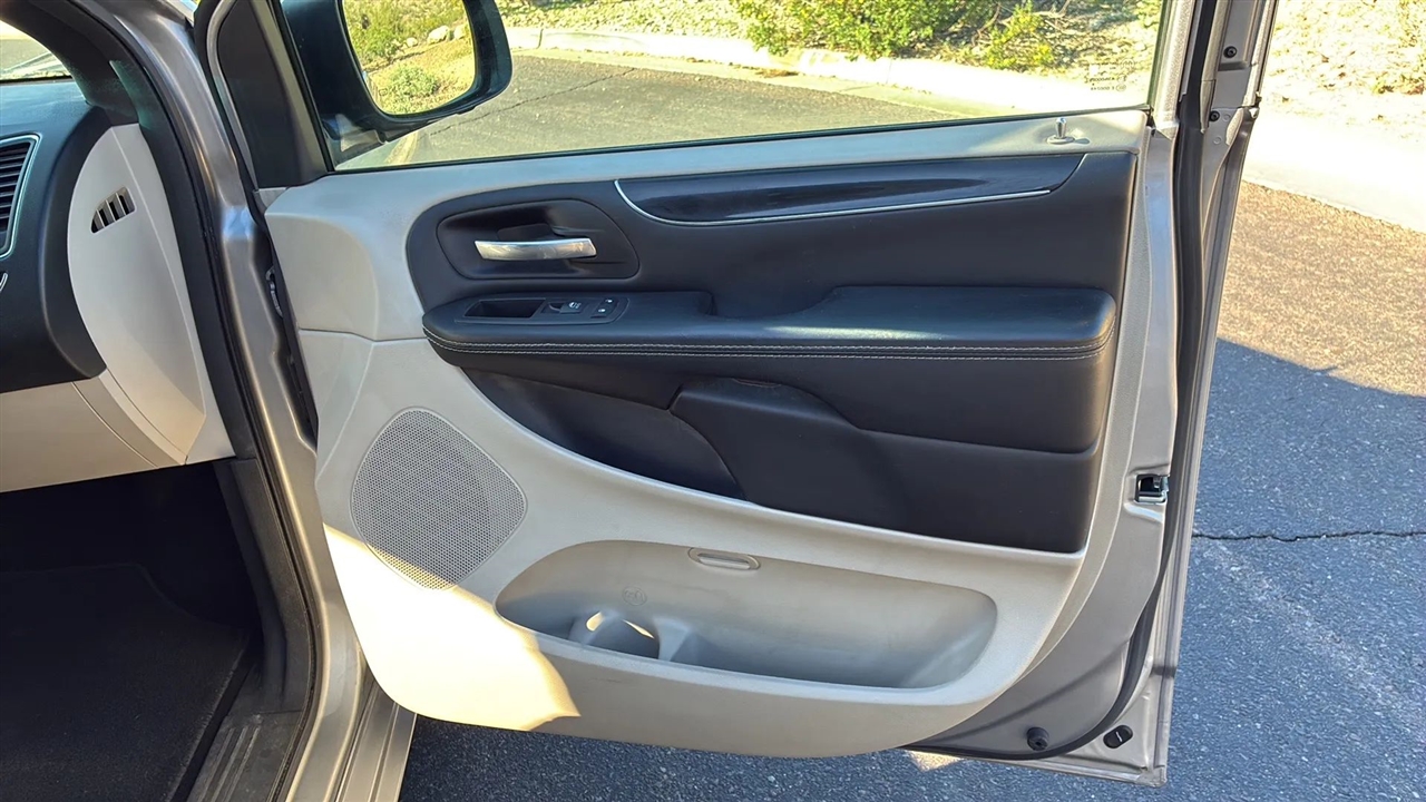 Dodge Grand Caravan  2017 Dodge Grand Caravan  2017