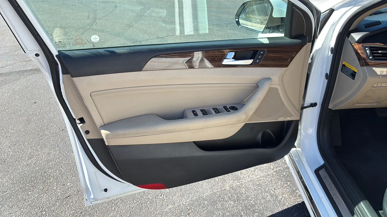 Hyundai Sonata Hybrid  2017 Hyundai Sonata Hybrid  2017