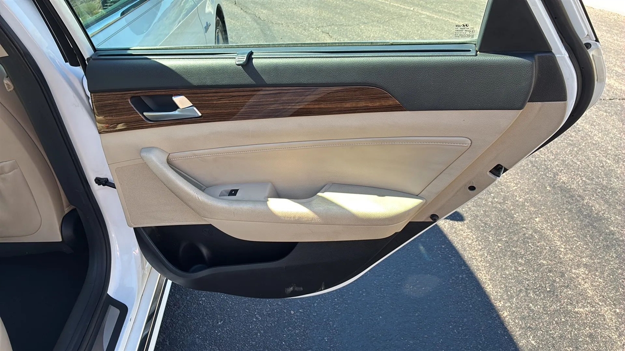 Hyundai Sonata Hybrid  2017 Hyundai Sonata Hybrid  2017