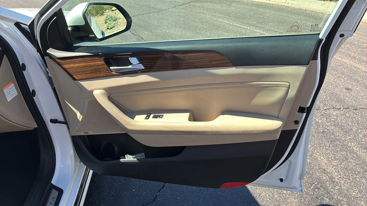 Hyundai Sonata Hybrid  2017 Hyundai Sonata Hybrid  2017