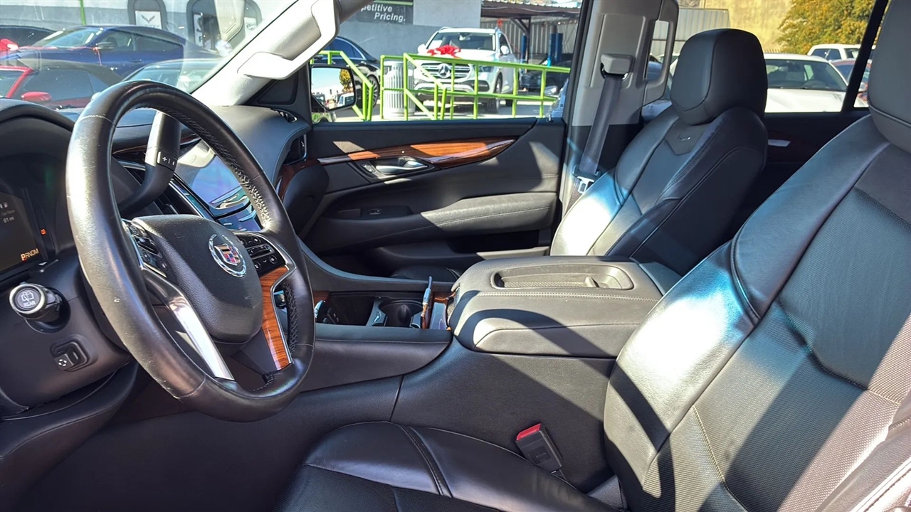 Cadillac Escalade  2015