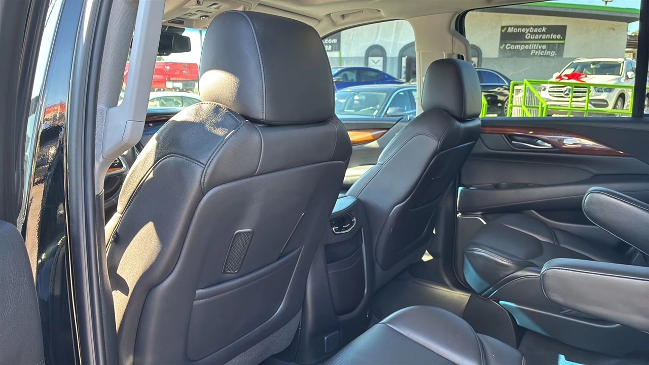 Cadillac Escalade  2015