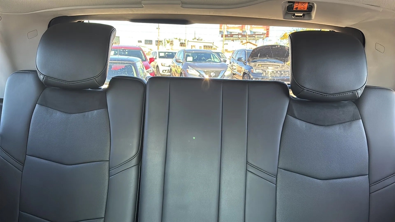 Cadillac Escalade  2015