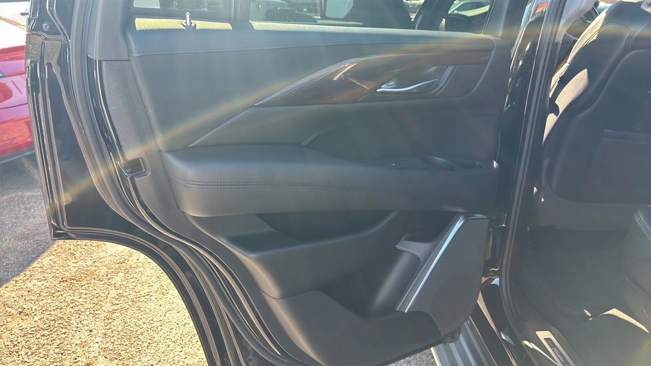 Cadillac Escalade  2015